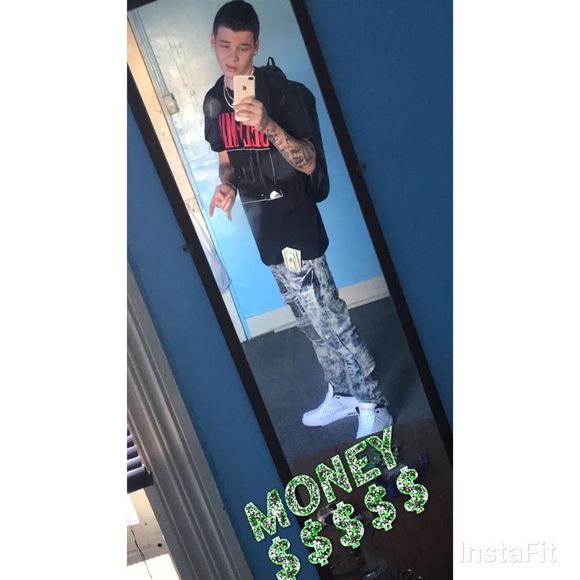 Meet your Posher, Jakob - Picture 1 of 1